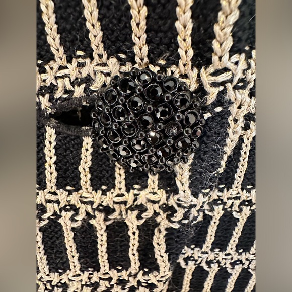 ST JOHN Black/champagne stitched cardigan blazer. Size 10. - Picture 5 of 8